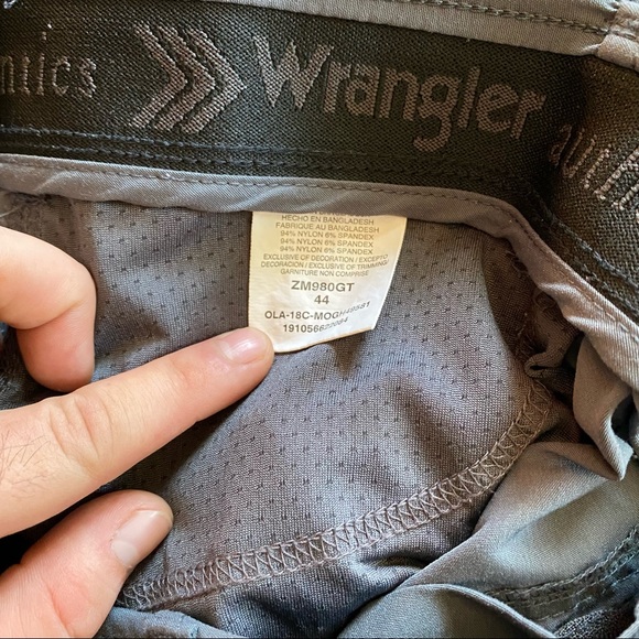 Mens Shorts - Picture 5 of 5